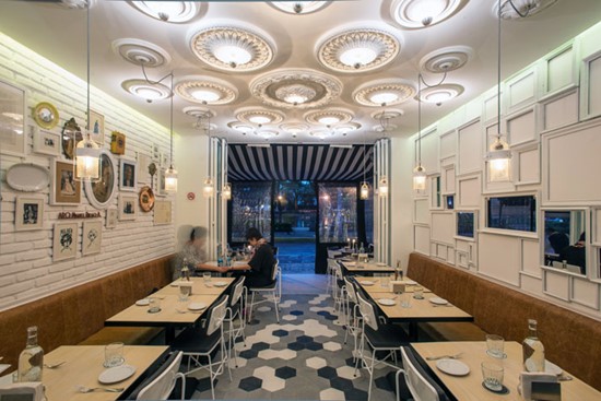 Mais simples e boas ideias para bares,restaurantes e lojas Simples Decoracao Simples Decoraç u00e3o -> Decoração Simples Para Mesa De Restaurante Mais simples e boas ideias para bares,restaurantes e lojas Simples Decoracao Simples Decoraç u00e3o -> Decoração Simples Para Mesa De Restaurante