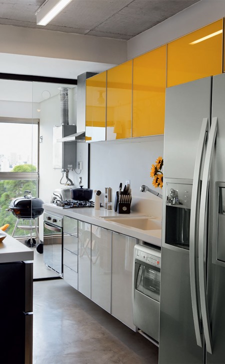 04-apartamento-de-70-m2-investe-em-estante-para-dividir-ambientes