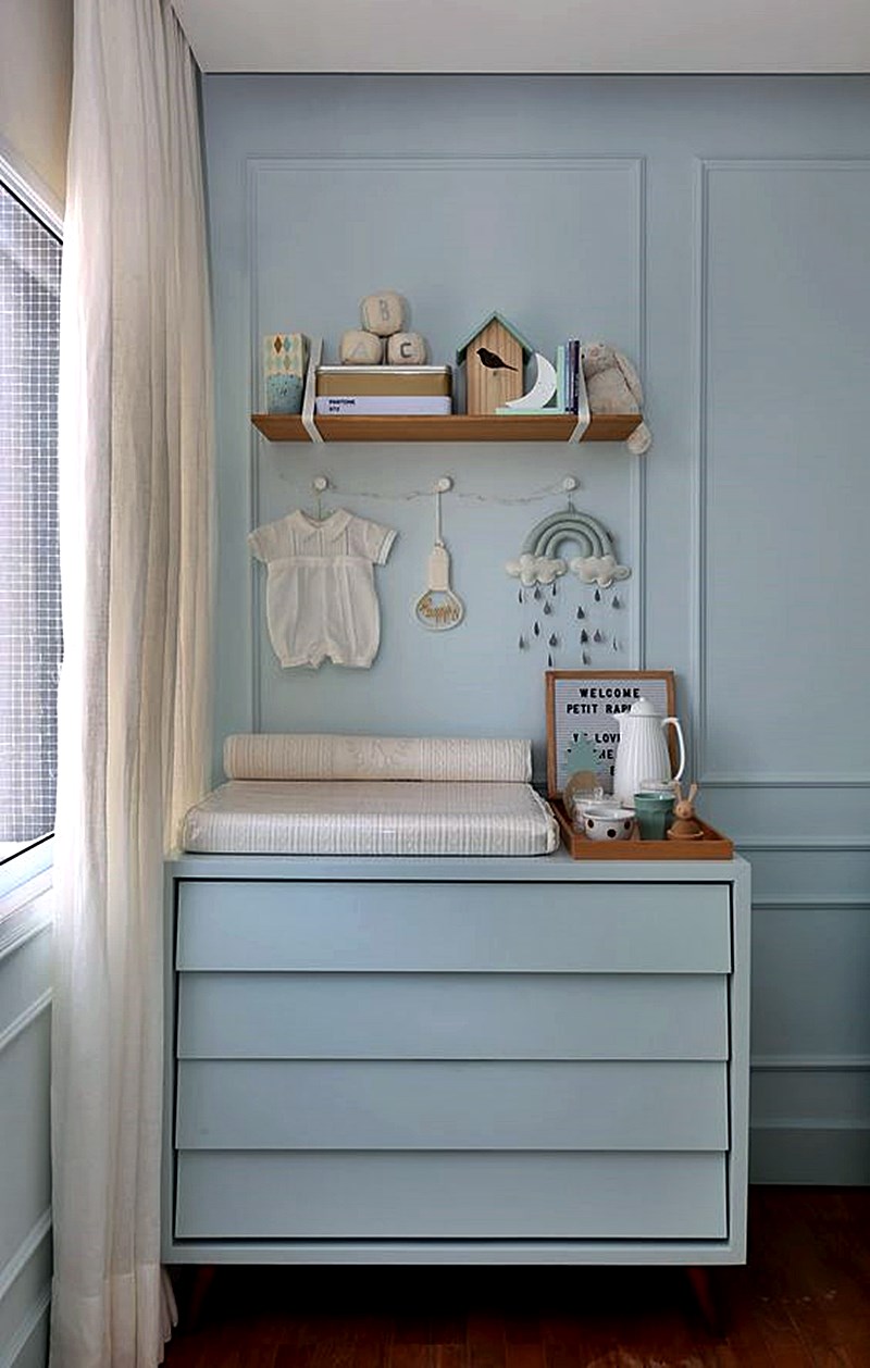 cômoda quarto de bebê azul