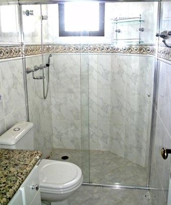 decoração de banheiro pequeno todo branco decora 231 227 o o banheiro 233 todo bege mas n 227 o combina decoração de banheiro pequeno todo branco decora 231 227 o o banheiro 233 todo bege mas n 227 o combina