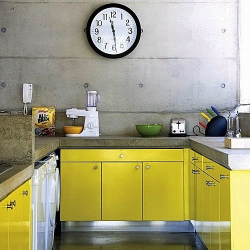 cozinha concreto e amarelo